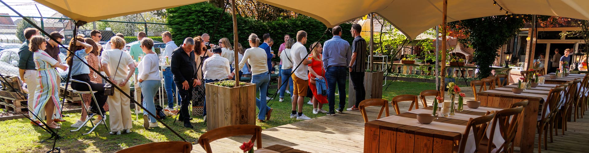Babyborrel met familie in feestzaal ’t Zavelhof